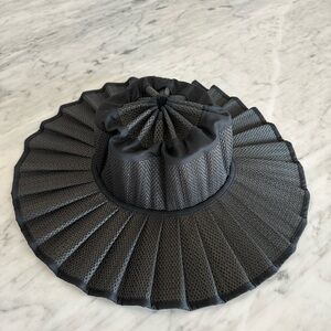 Lorna Murray women’s Capri hat